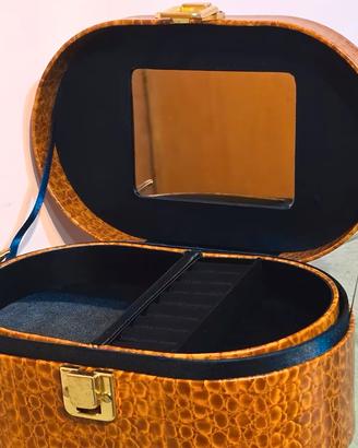 Bauletto beauty Avon in pelle portagioie, nuovo