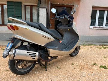 Scooter 150 mbk skyline