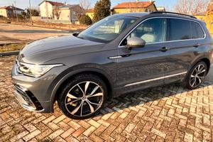 Volkswagen tiguan R-Line 1.5 tsi DSG - garanzia VW