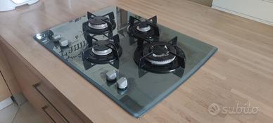 Piano cottura a gas in vetro Ariston