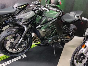 KAWASAKI Z1100 TUA AL 50% CON BIKE BACK