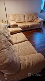 N.2 Divani in pelle nabuk 