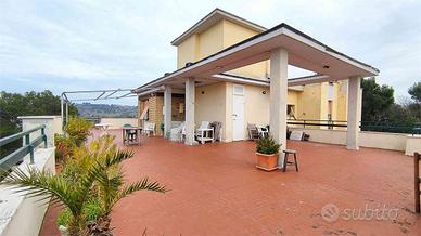 ATTICO con 3 camere e GARAGE