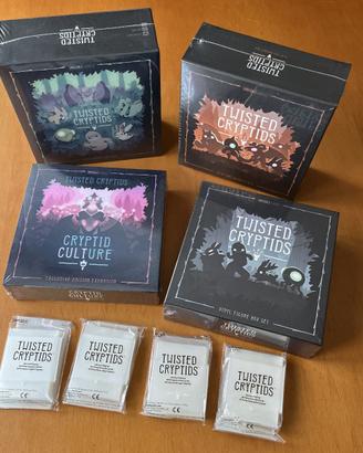 TWISTED CRYPTIDS ULTIMATE COLLECTORS SET KS NUOVO