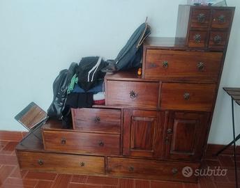 Mobile a scala da salone o ingresso