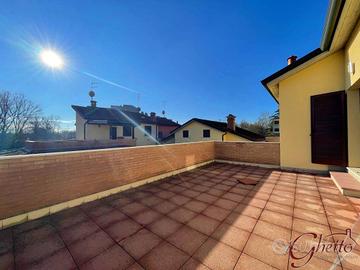 Appartamento di 121 m² con 4 locali e box auto a F