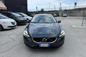 Volvo V40 D2 Geartronic R-design