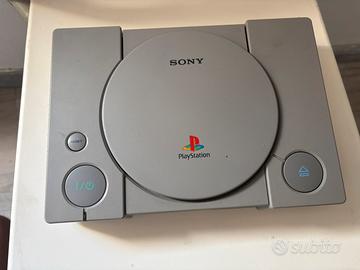 Ps1 come nuova con tutti i giochi e memorie