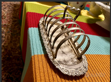 RACKperTOASTingleseARGENTATOsheffeildPRIMI900daCOL