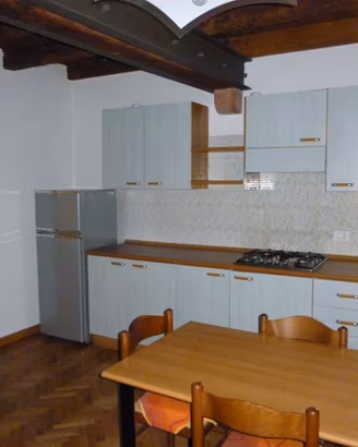 BLOCCO CUCINA E CAMERA