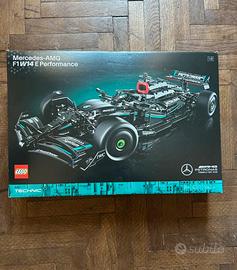 LEGO Mercedes-AVG F1 714 E Performance