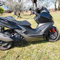 KYMCO XCITING 400 S TCS 2022 – Pari al nuovo –