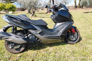 KYMCO XCITING 400 S TCS 2022 – Pari al nuovo –