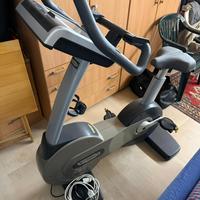 TECHNOGYM EXCITE 700 LED