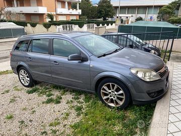 Auto Opel astra