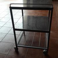 Carrello in acciaio