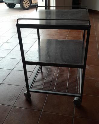 Carrello in acciaio