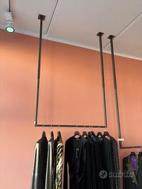 appendiabiti per negozi e showroom