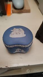 Scatoletta in ceramica inglese 