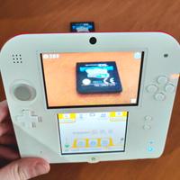 Nintendo 2DS Bianco/Rosso Originale + SD