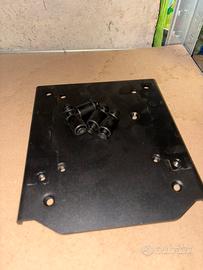 Attacco shad per piastra bauletto posteriore