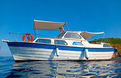 Barca Saga 27 diesel. line d'asse. pilotina 5posti