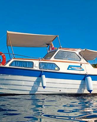 Barca Saga 27 diesel. line d'asse. pilotina 5posti