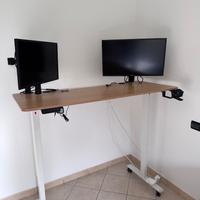 Scrivania Regolabile in Altezza Motorizzata