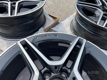 Cerchi in lega Mercedes AMG 18” – CLA Shooting Bra