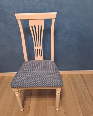 sedia in legno e tessuto 