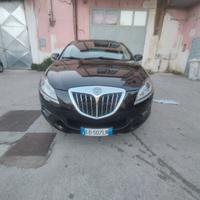 lancia delta anno ottobre 2010