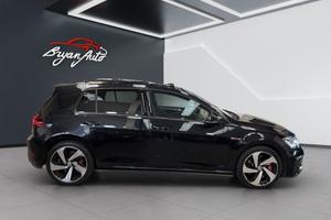 Volkswagen Golf GTI Performance 2.0 245 CV TSI 5p.