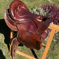 sella marca PODIUM modello da trekking - misura17"