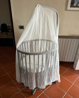 Culla STOKKE Sleepy grigia, materasso e zanzariera