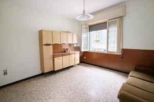 CASA SEMINDIPENDENTE A BIENNO