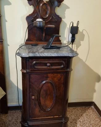 Comodini (x2) fine 1800