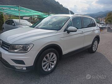 Volkswagen Tiguan 1.6 TDI SCR Business BlueMotion 