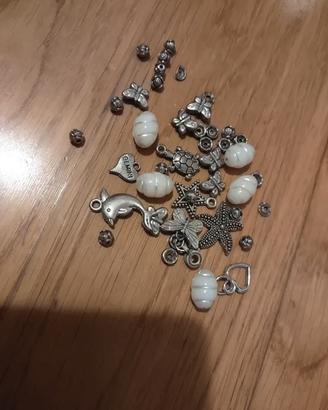 Charms per bracciali collane portachiavi