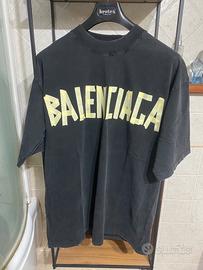 maglietta balenciaga