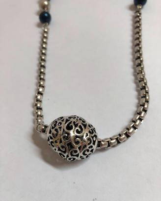 Collana Lunga Argentata con Grande Sfera Traforata