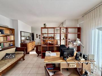 Appartamento di 105 m² con 4 locali e box auto dop