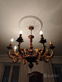 Lampadario in legno dorato vintage a 8 braccia