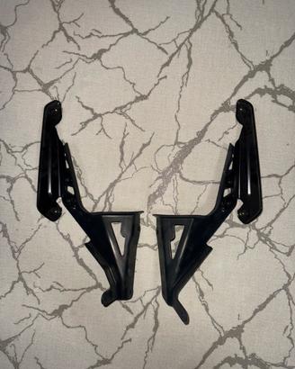 Staffe cupolino tmax 560