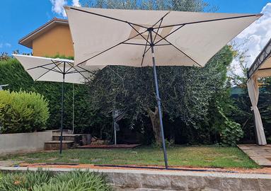 2 ombrelloni da giardino