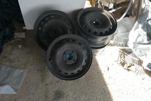 set di cerchi Renault dacia 14 pollici 