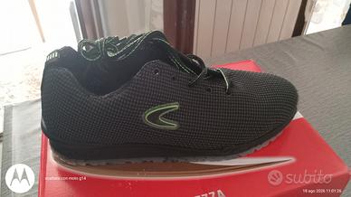 Scarpe antinfortunistiche uomo n . 43. Nu