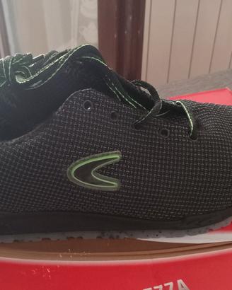 Scarpe antinfortunistiche uomo n . 43. Nu