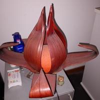 Lampada da tavolo in legno