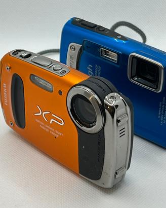 2 Fotocamere Fujifilm + Olympus – NON TESTATE