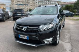 DACIA SANDERO STEPWAY 900 TCe - 2014